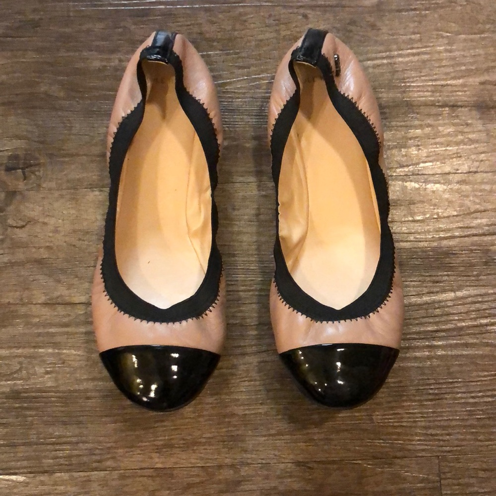 Cole Han size 7.5 flats